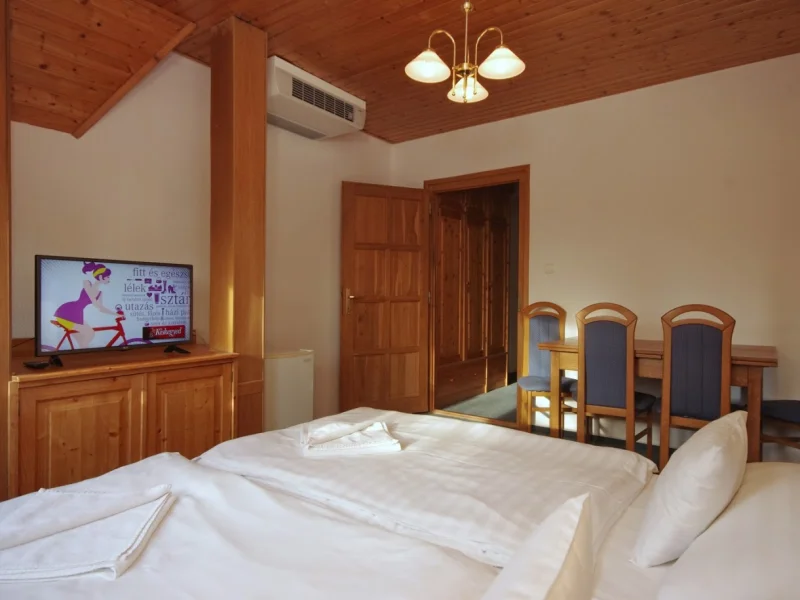Aqua Hotel — Legjobb Ár Félpanzióval